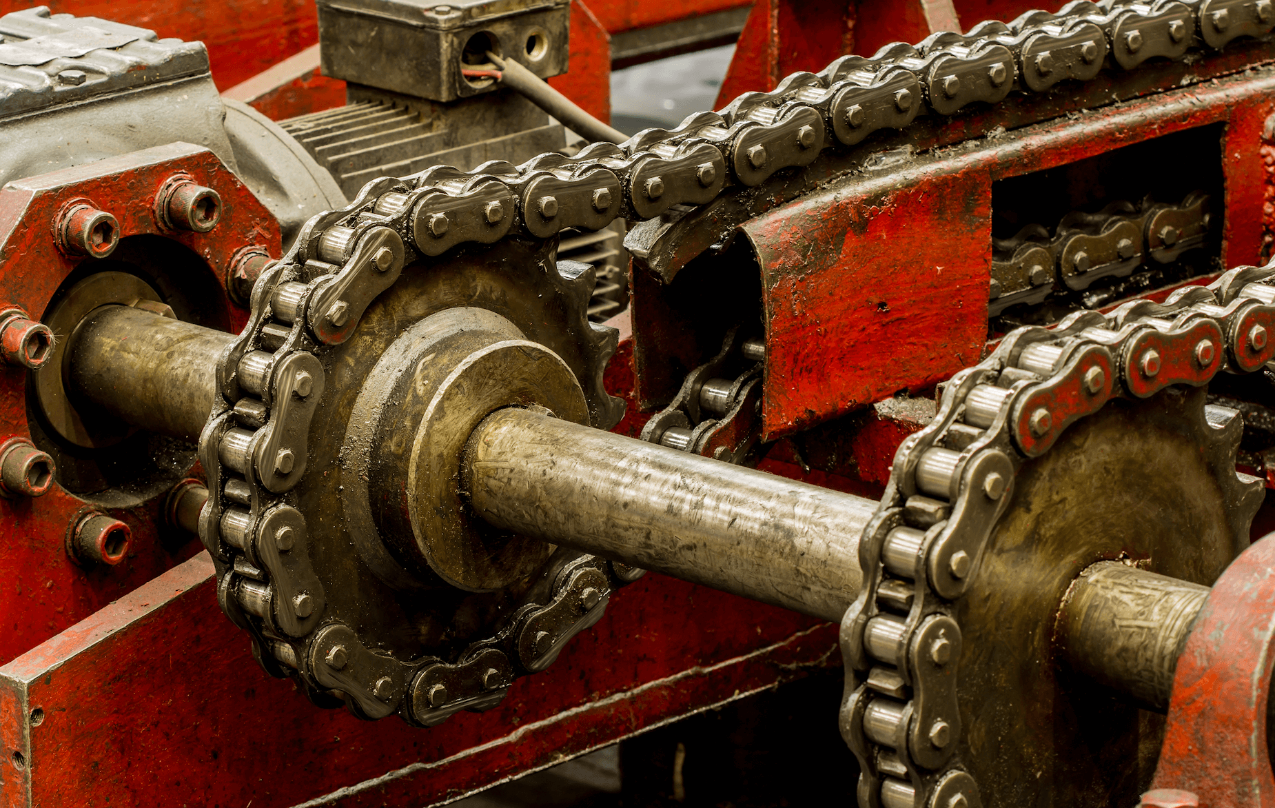 Roller Chain in Operation with Chain Couplings